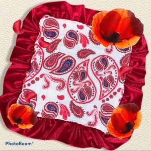Lovey with paisley design muslin & velvet trim